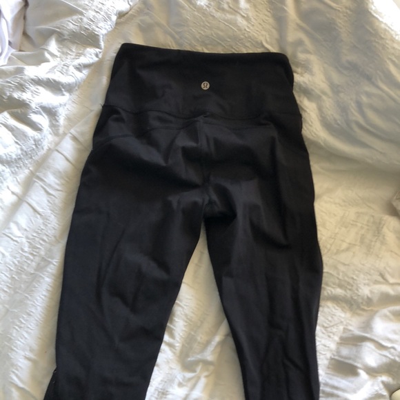 Lulu Leggings - Picture 4 of 4